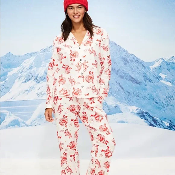 Old Navy Christmas Pajama Set - Picture 2 of 5